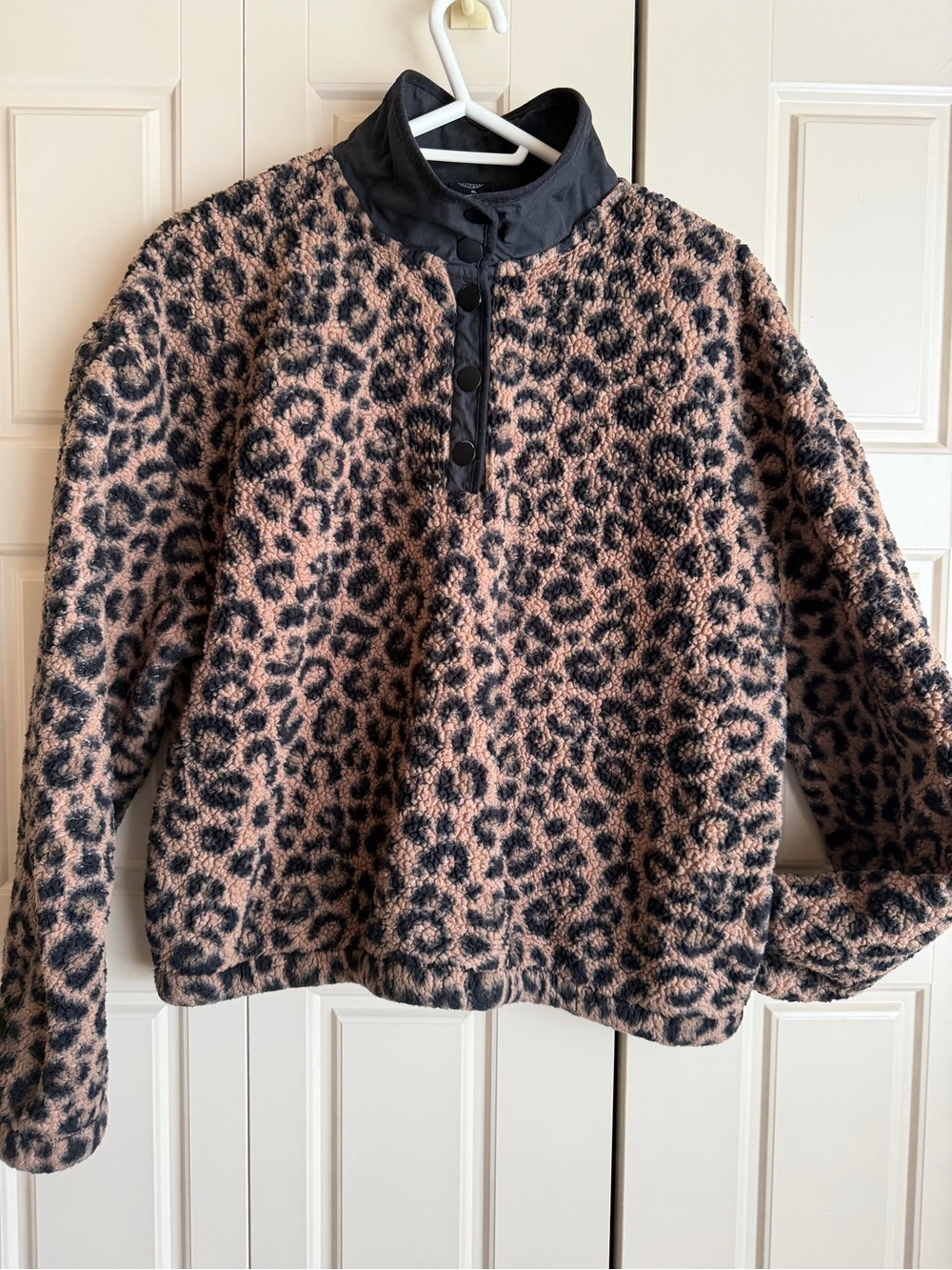 PACSUN Leopard Print teddy fleece Pullover, Sz XL, henley